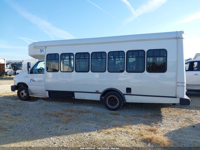 2019 Ford E-450 Cutaway VIN: 1FDFE4FS2KDC25975 Lot: 43223147