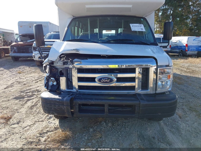 2019 Ford E-450 Cutaway VIN: 1FDFE4FS2KDC25975 Lot: 43223147
