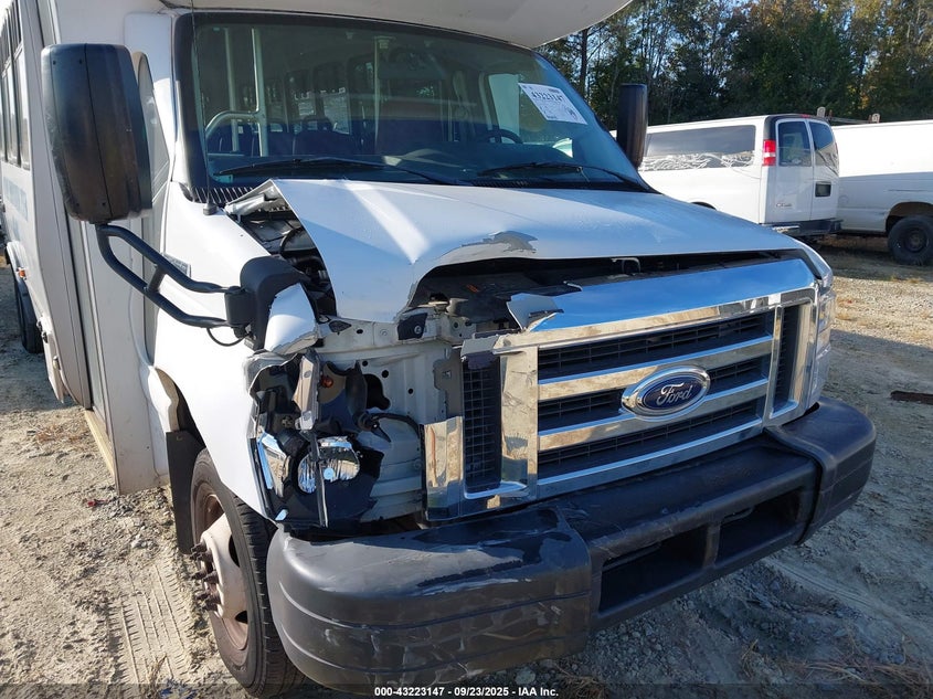2019 Ford E-450 Cutaway VIN: 1FDFE4FS2KDC25975 Lot: 43223147