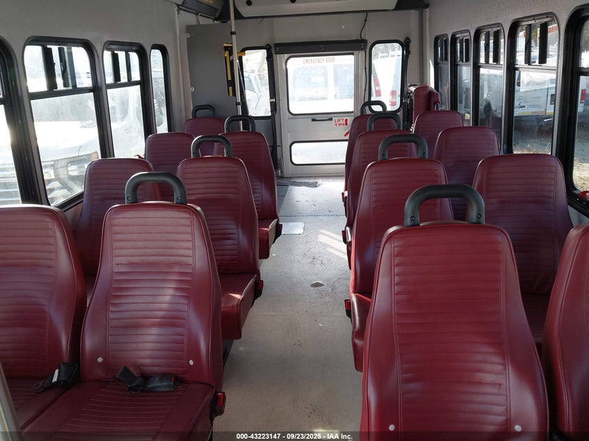 2019 Ford E-450 Cutaway VIN: 1FDFE4FS2KDC25975 Lot: 43223147