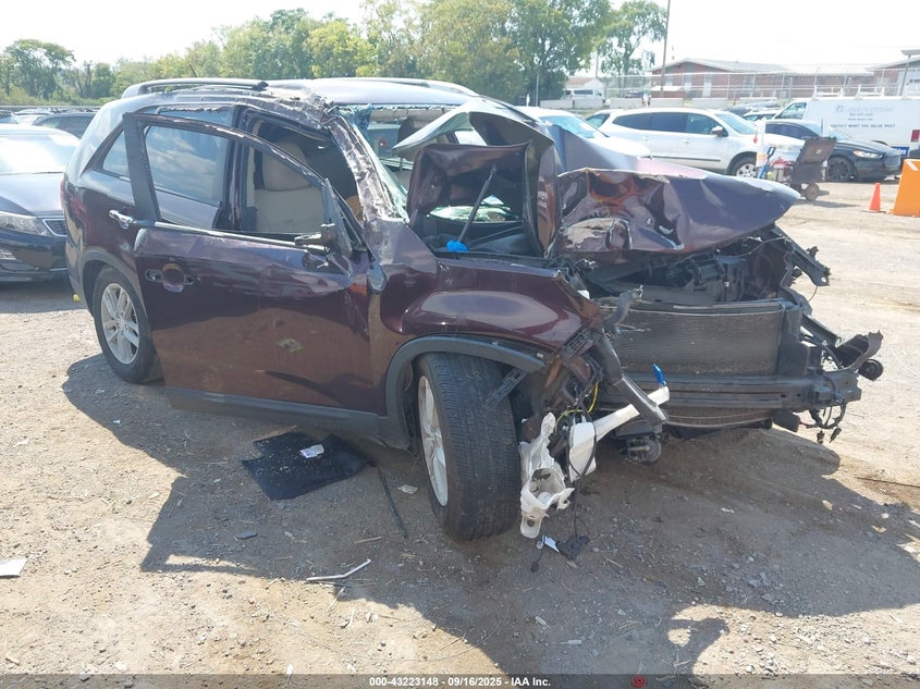 2014 KIA SORENTO LX - 5XYKT3A65EG547948