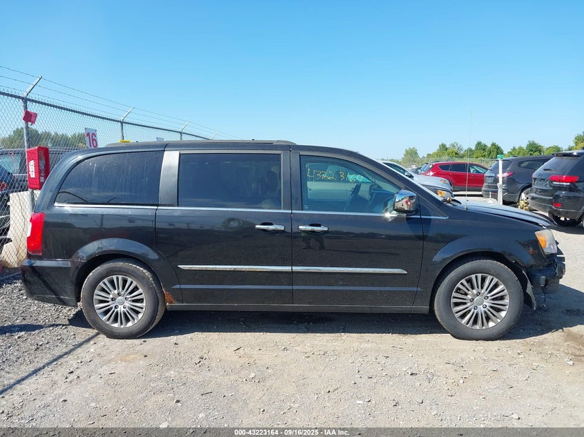 2013 Chrysler Town & Country Touring-L VIN: 2C4RC1CG2DR513288 Lot: 43223164