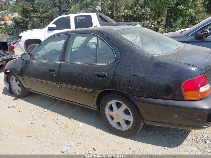 1998 Nissan Altima Gle/Gxe/Se/Xe VIN: 1N4DL01D3WC126957 Lot: 43223376