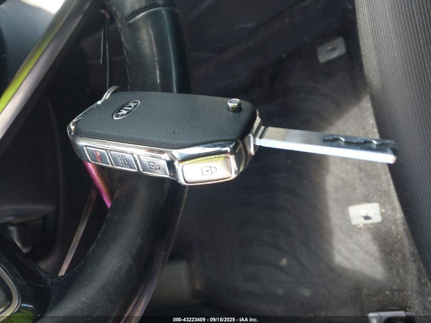 2019 Kia Forte S VIN: 3KPF34AD1KE056789 Lot: 43223409