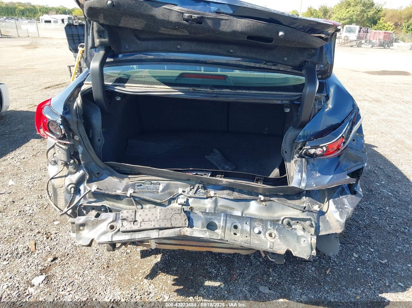 2018 MAZDA MAZDA3 TOURING - 3MZBN1V3XJM192977