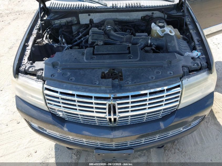 2008 Lincoln Navigator VIN: 5LMFU28558LJ16310 Lot: 43223526