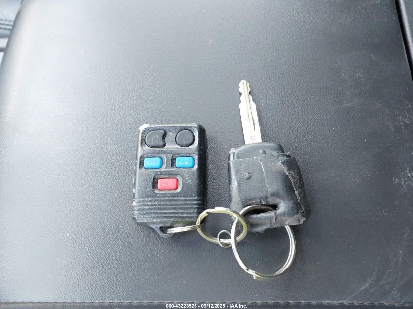 2008 Lincoln Navigator VIN: 5LMFU28558LJ16310 Lot: 43223526