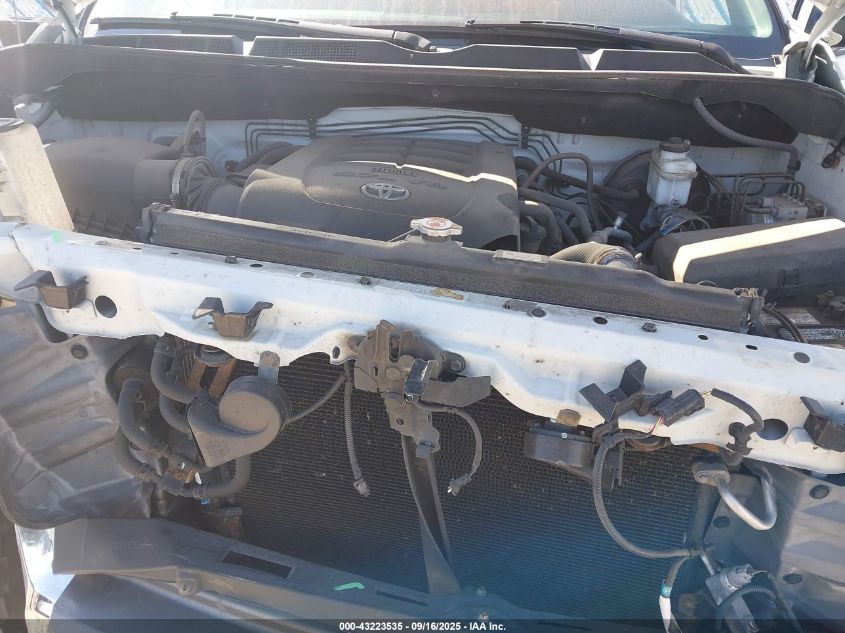 2018 Toyota Tundra Platinum 5.7L V8 VIN: 5TFAY5F16JX734032 Lot: 43223535