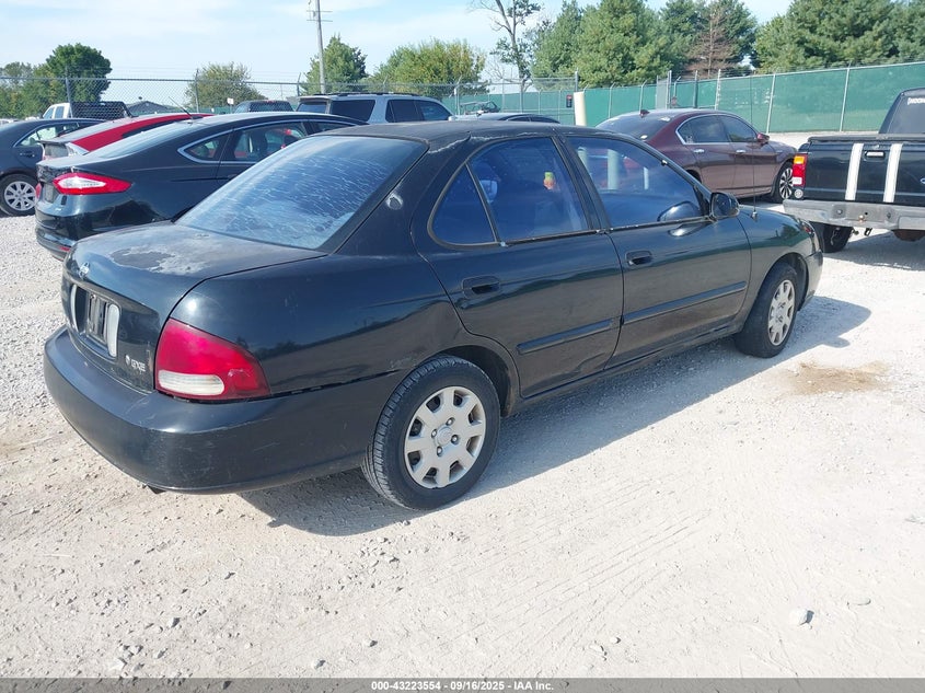 3N1CB51D3YL316998 2000 NISSAN SENTRA photo no. 4