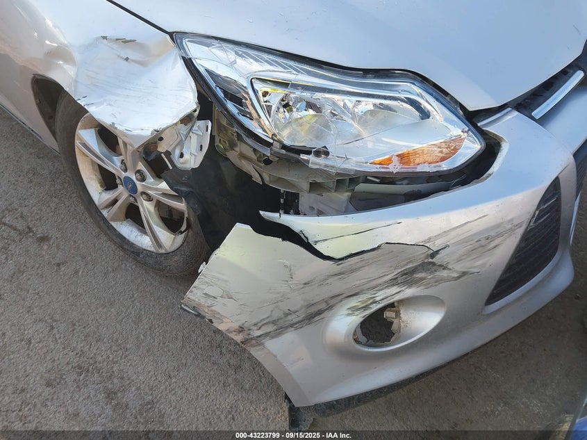 2013 FORD FOCUS SE - 1FADP3K26DL123812