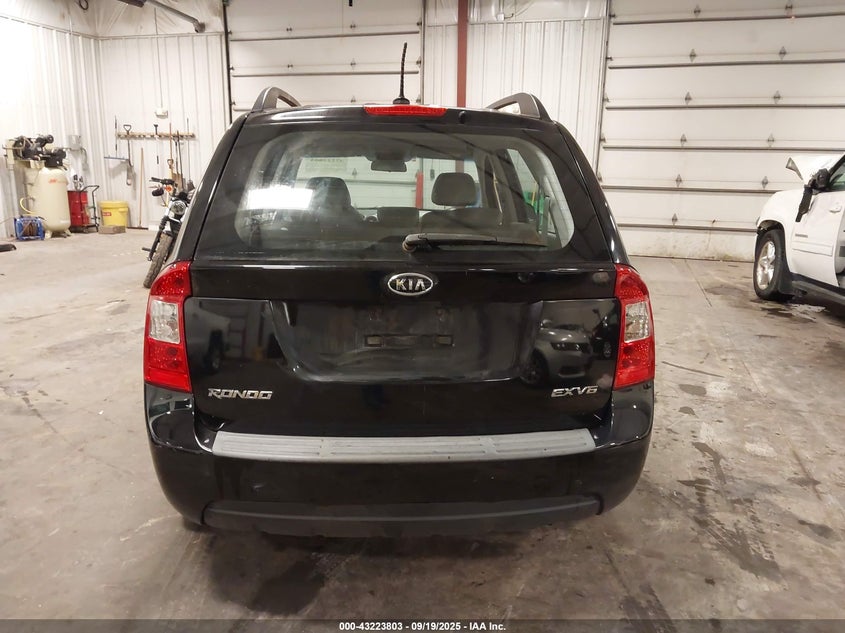 2009 Kia Rondo Ex V6 VIN: KNAFG526797279209 Lot: 43223803