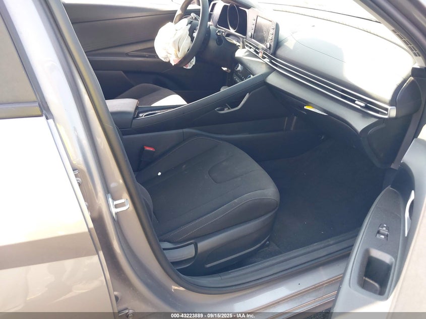 2023 HYUNDAI ELANTRA HYBRID BLUE KMHLM4AJ9PU064200