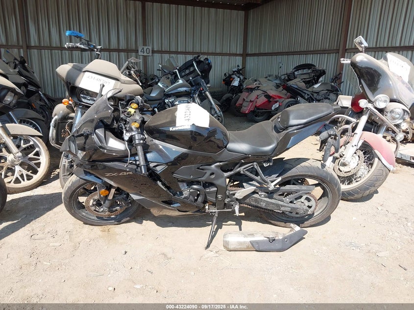 2025 Kawasaki Zx400 P VIN: ML5ZXCP18SDA31556 Lot: 43224090