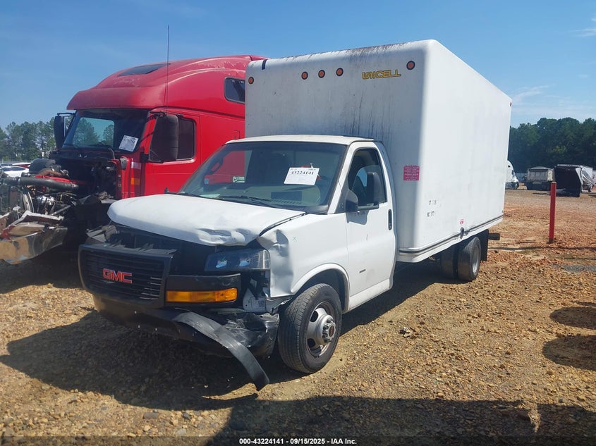 2018 GMC Savana Cutaway Work Van white other flexible 7GZ37TCG7JN003777 photo #3