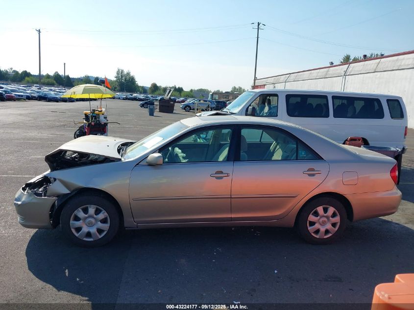 2002 Toyota Camry Le VIN: 4T1BE32K12U586189 Lot: 43224177