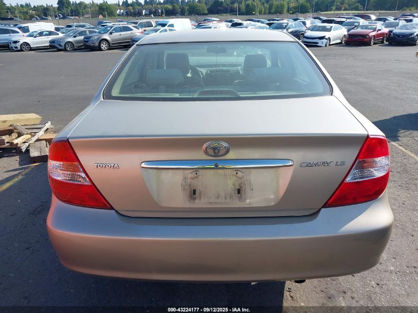 2002 Toyota Camry Le VIN: 4T1BE32K12U586189 Lot: 43224177