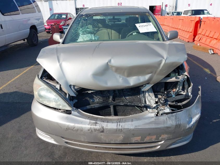 2002 Toyota Camry Le VIN: 4T1BE32K12U586189 Lot: 43224177