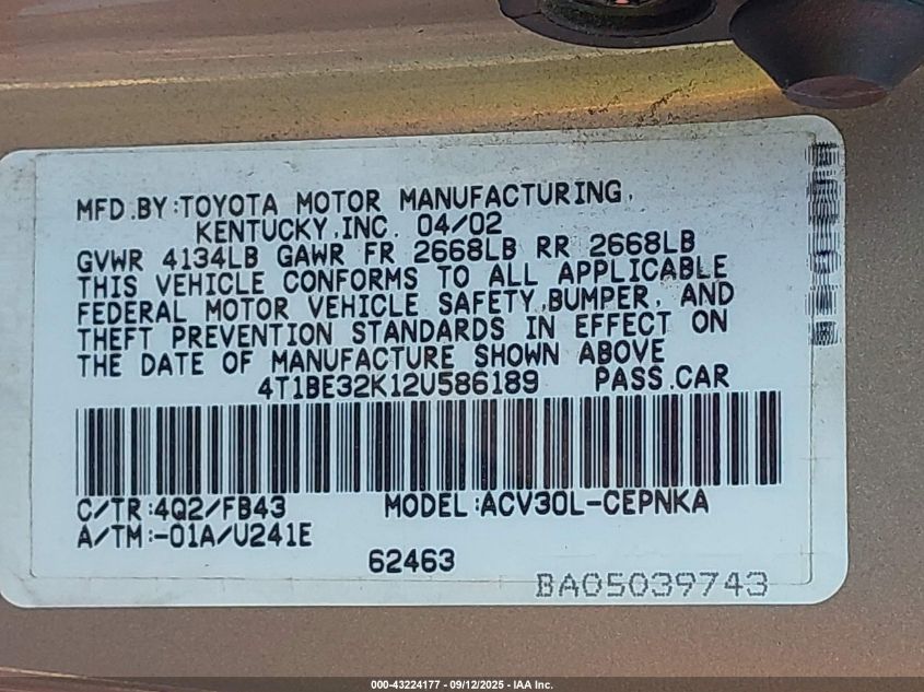 2002 Toyota Camry Le VIN: 4T1BE32K12U586189 Lot: 43224177