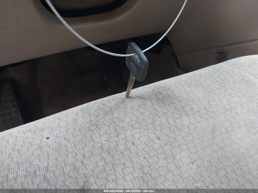 2003 Toyota Corolla Le VIN: JTDBR32E332009471 Lot: 43224248