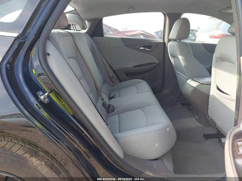 2022 CHEVROLET MALIBU FWD LS 1G1ZB5ST1NF208696