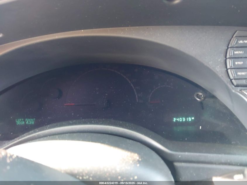 2004 Chrysler Pacifica VIN: 2C8GM68424R630061 Lot: 43224319