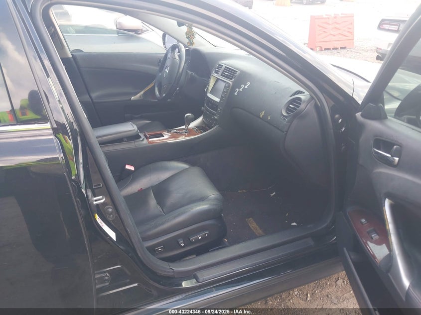JTHBK262582067280 2008 LEXUS IS photo no. 5