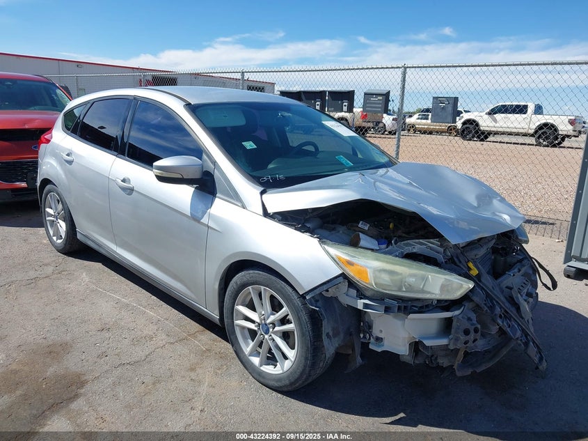 2016 FORD FOCUS SE - 1FADP3K23GL363985