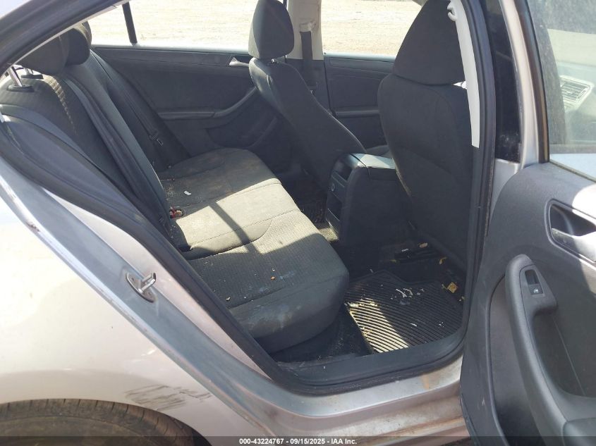 2015 Volkswagen Jetta 2.0L S VIN: 3VW2K7AJ7FM410218 Lot: 43224767