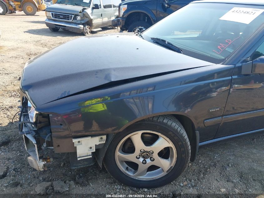 1998 Volvo S70 T5 VIN: YV1LS5344W2428986 Lot: 43224821