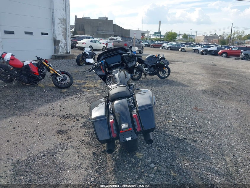 2024 HARLEY-DAVIDSON FLTRX - 1HD1KH715RB637199