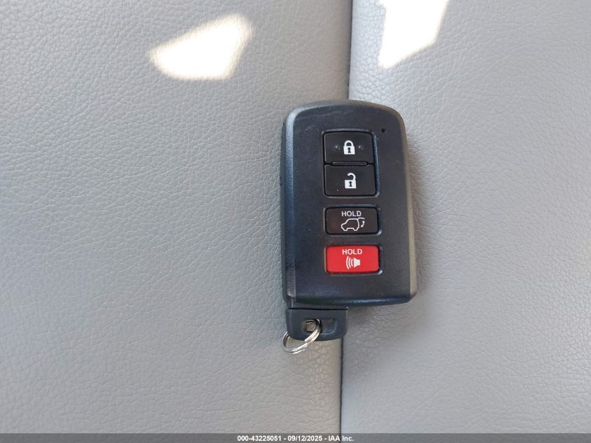 2017 Toyota Rav4 Limited VIN: JTMDFREV7HJ161833 Lot: 43225051