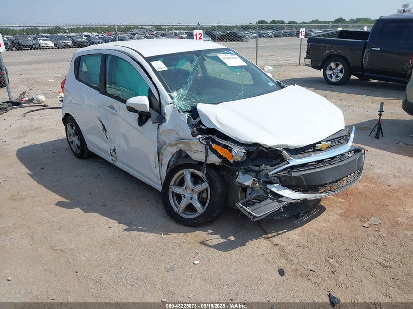 CHEVROLET SPARK FWD 1LT AUTOMATIC