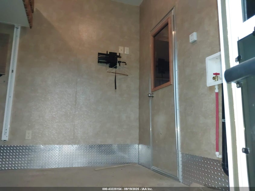 4EZFH3425B6084055 2011   photo no. 14