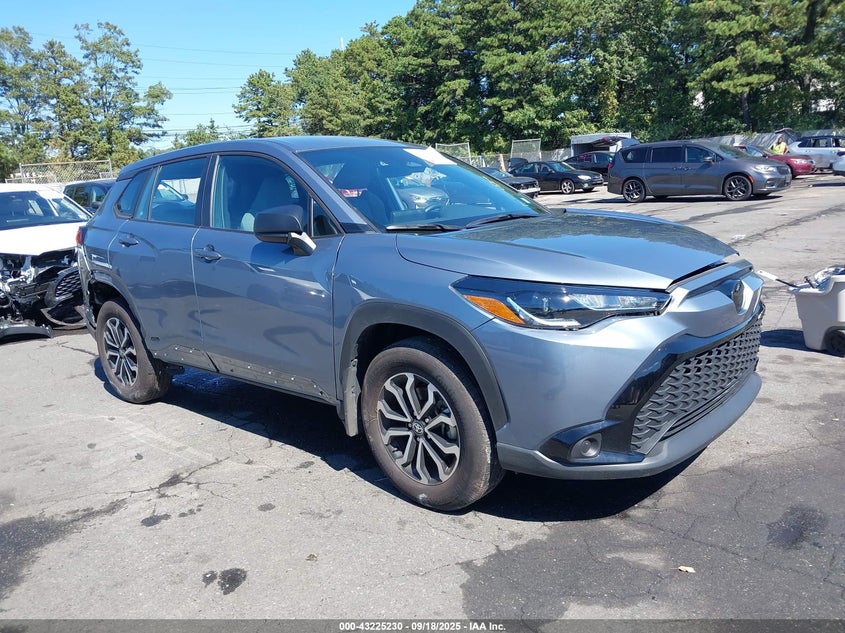 TOYOTA COROLLA CROSS S