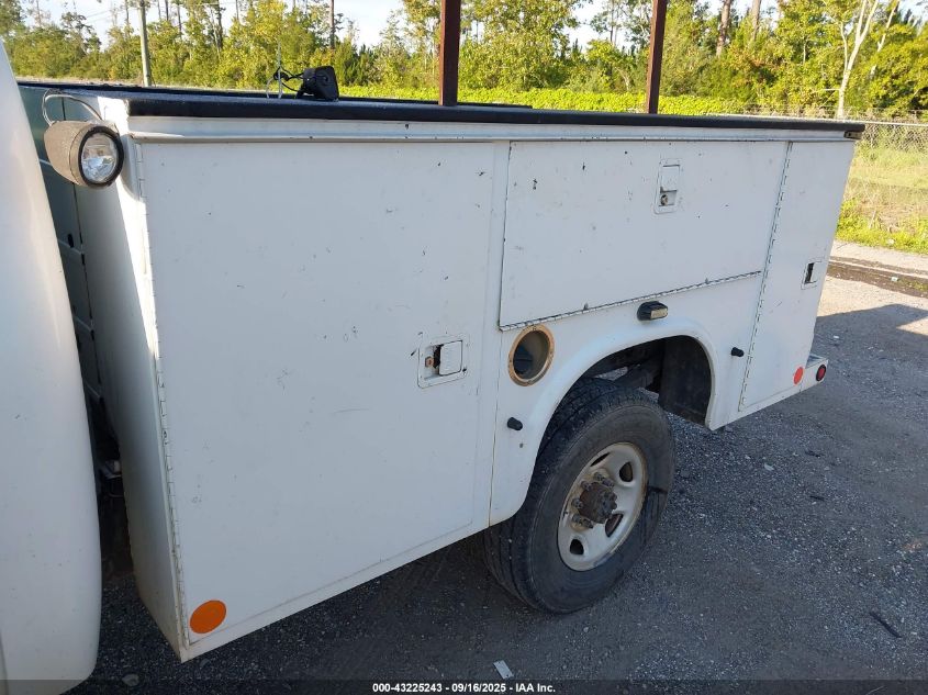 2009 Chevrolet Silverado 2500Hd Work Truck VIN: 1GCHC44K19F156748 Lot: 43225243