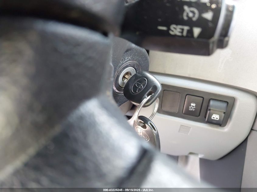 2010 Toyota Tundra Grade 4.6L V8 VIN: 5TFDM5F19AX008075 Lot: 43225245