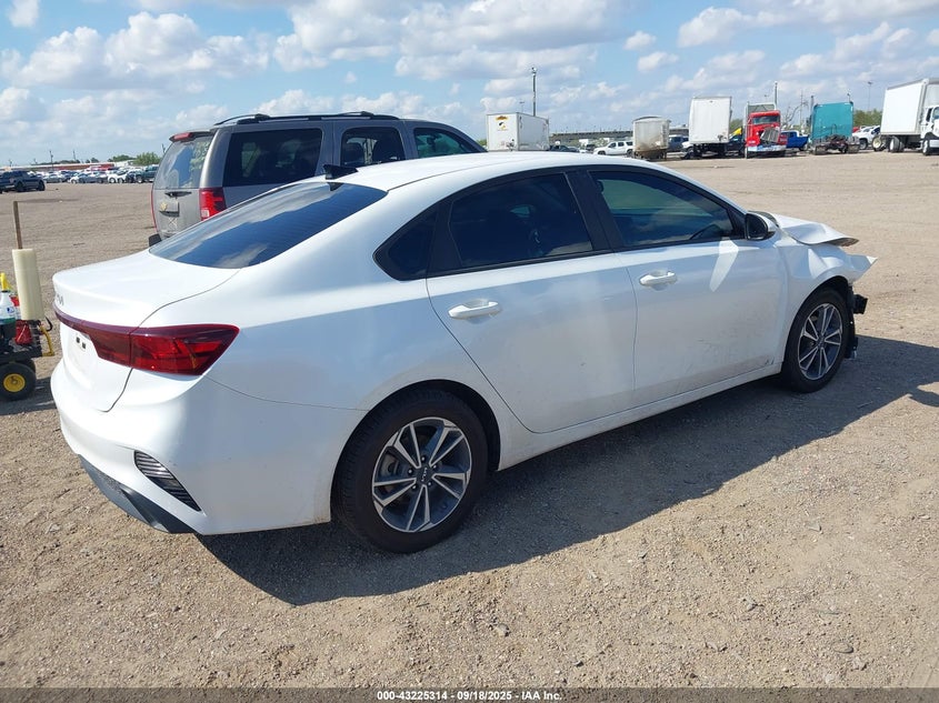 2023 KIA FORTE LXS - 3KPF24AD9PE526061