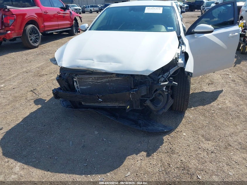 2023 KIA FORTE LXS - 3KPF24AD9PE526061