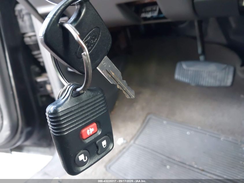 2000 Ford Explorer Sport VIN: 1FMYU60E3YUA30969 Lot: 43225317