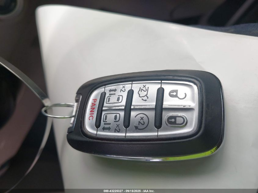 2022 Chrysler Pacifica Hybrid Touring L VIN: 2C4RC1L76NR164119 Lot: 43225327