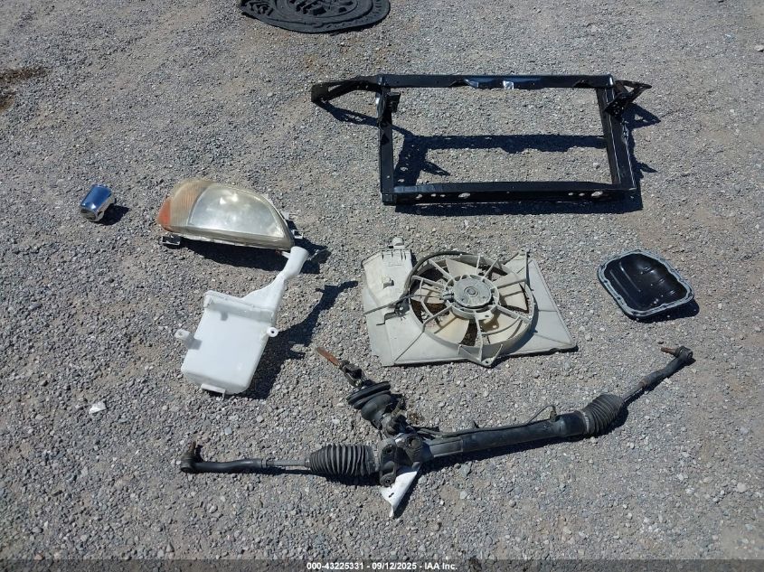 2001 Toyota Echo VIN: JTDAT123010183488 Lot: 43225331