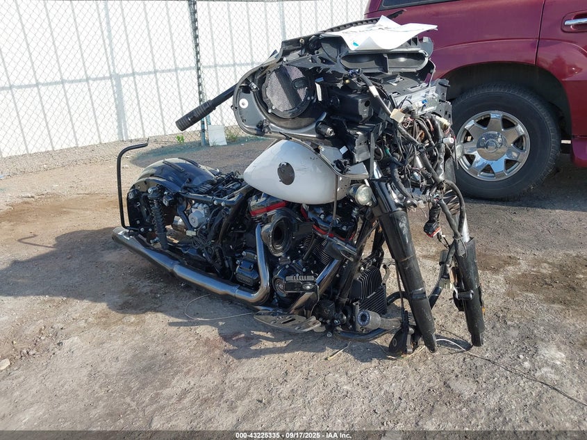 2021 HARLEY-DAVIDSON FLHXSE - 1HD1PXL13MB951766