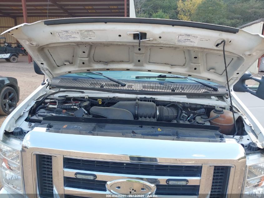 2017 Ford E-450 Cutaway VIN: 1FDXE4FS6HDC56353 Lot: 43225351