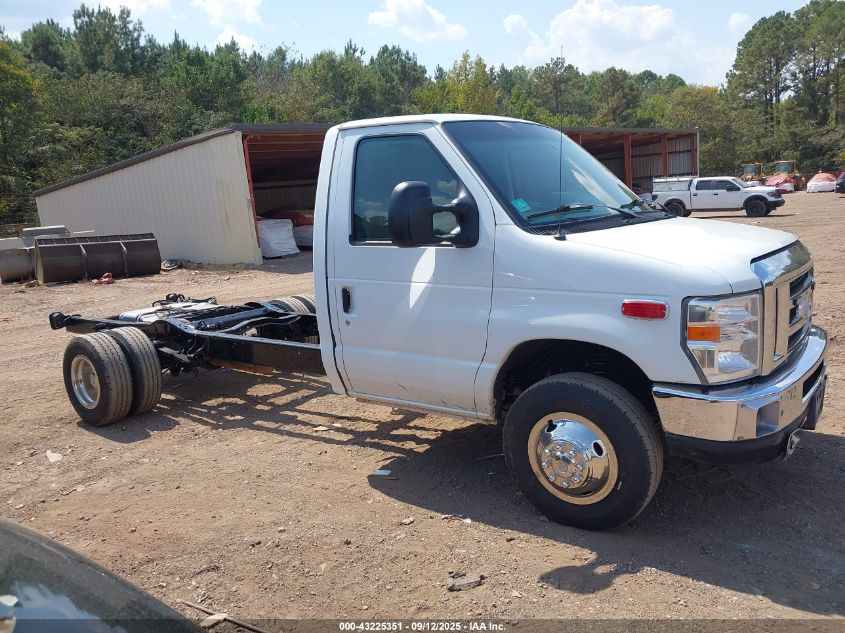 2017 Ford E-450 Cutaway VIN: 1FDXE4FS6HDC56353 Lot: 43225351
