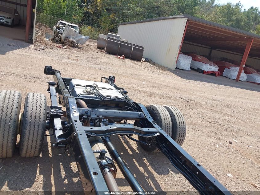 2017 Ford E-450 Cutaway VIN: 1FDXE4FS6HDC56353 Lot: 43225351