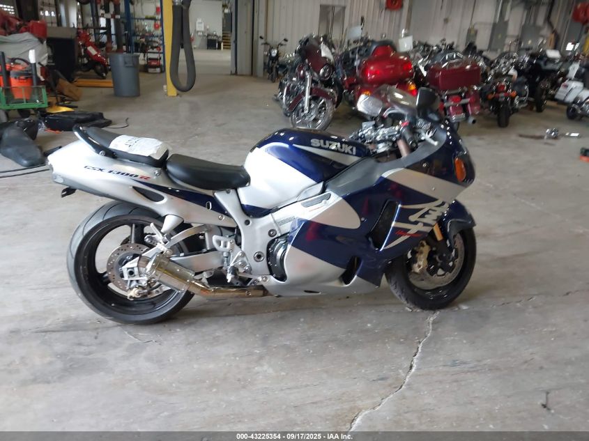 2004 Suzuki Gsx1300 R VIN: JS1GW71AX42100737 Lot: 43225354