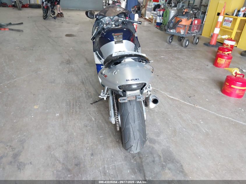 2004 Suzuki Gsx1300 R VIN: JS1GW71AX42100737 Lot: 43225354