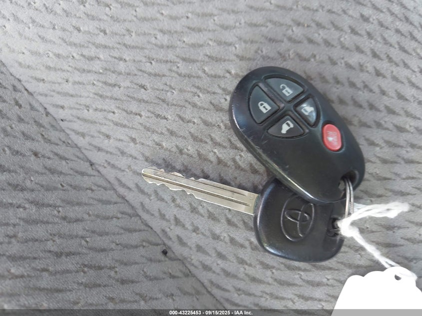 2014 Toyota Sienna Le V6 8 Passenger VIN: 5TDKK3DCXES413931 Lot: 43225453