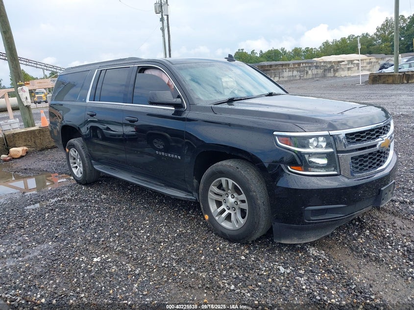 CHEVROLET SUBURBAN LT