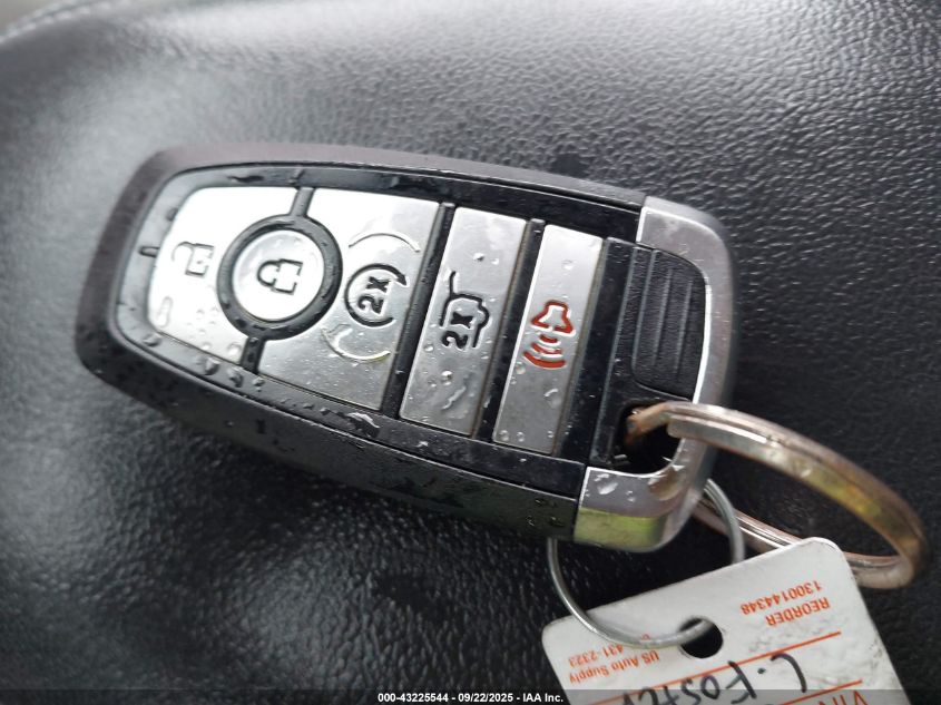 2021 Ford Escape Titanium VIN: 1FMCU9J96MUA74598 Lot: 43225544